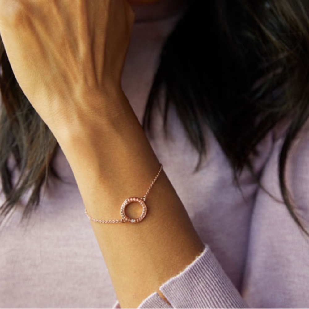 Rose Gold Organic Circle Bracelet